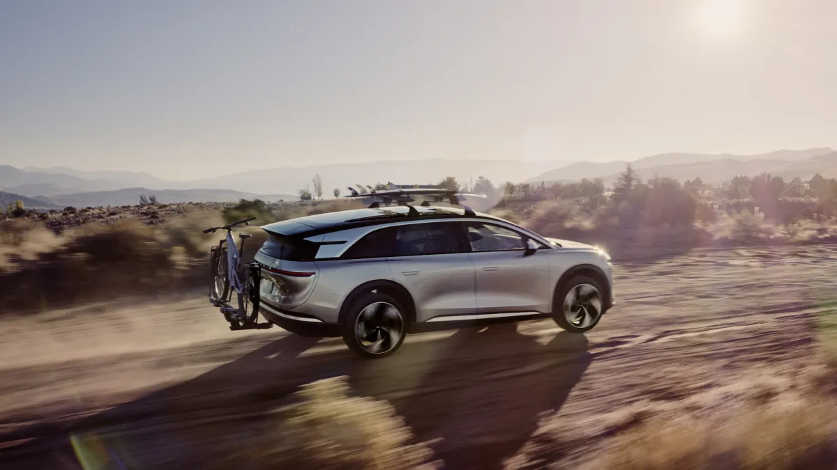 Lucid Motors сокращает 18% штата и упрощает структуру компании